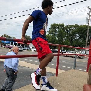 Meet your Posher, Jeffrey